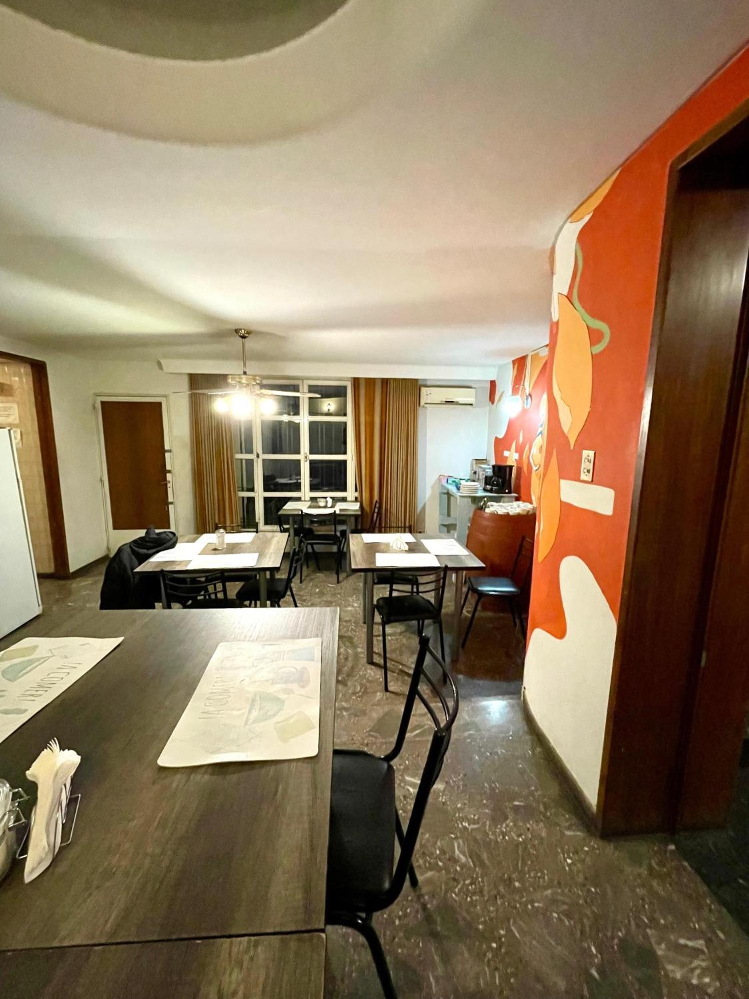 Panda Hostel Mendoza Eksteriør bilde